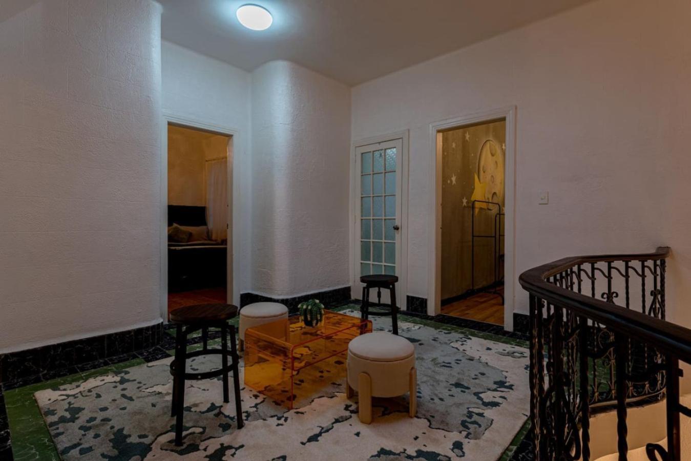 Spacious House With A Beautiful Garden Hébergement de vacances