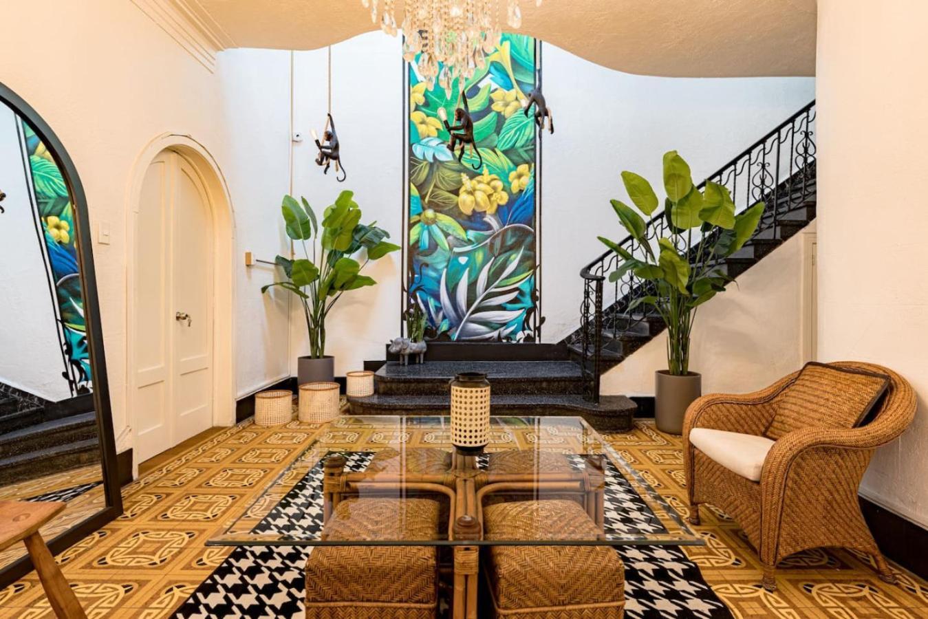 Hébergement de vacances Spacious House With A Beautiful Garden